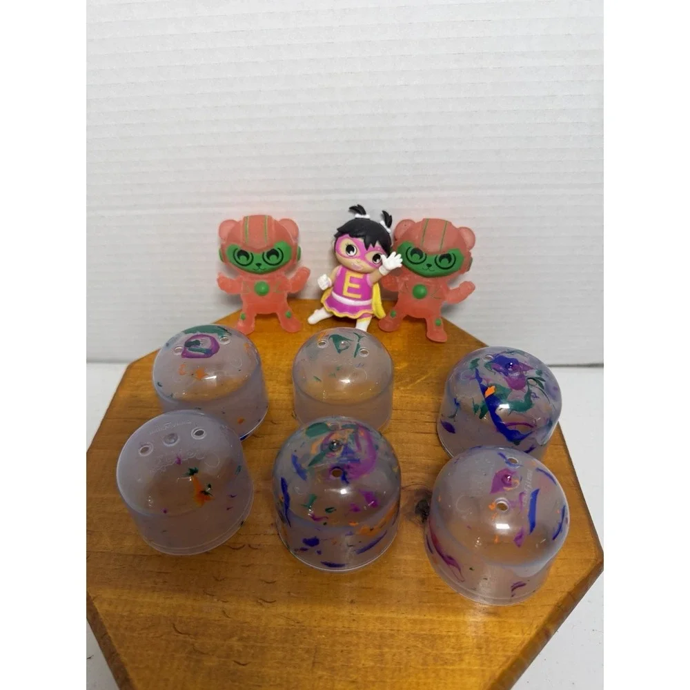 Ryan's World Combo‎ Panda & Alpha Lexa Figure Lot of 3 With Capsule Pieces